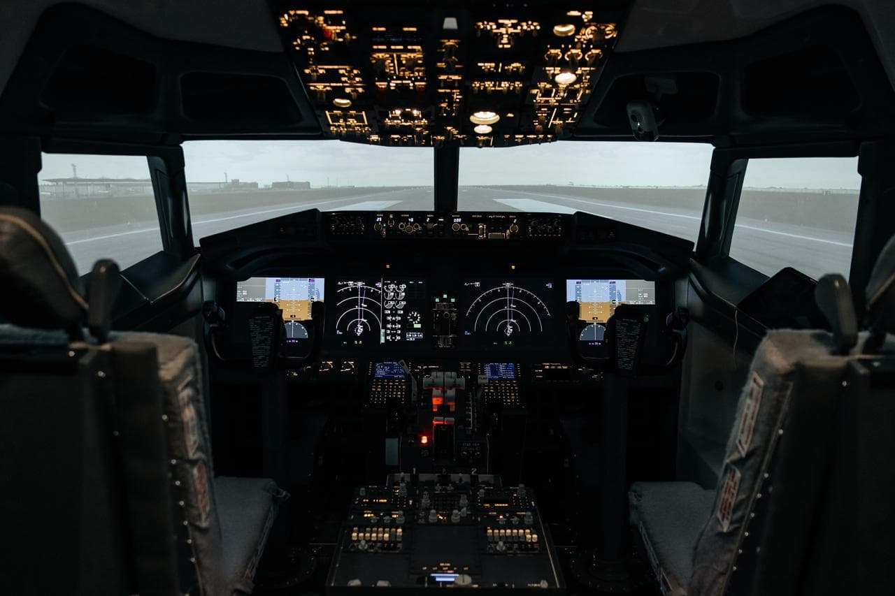 Boeing 737 MAX flight simulator cockpit — SIMIUS network venue